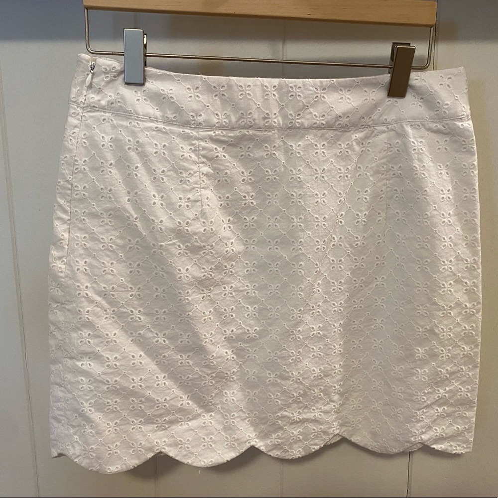 Vineyard vines scalloped hem eyelet skirt size 8